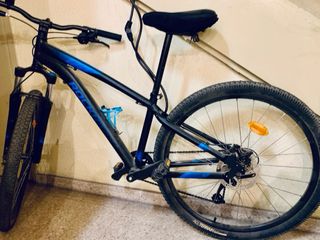 Espectacular Bicicleta Montaña Rockrider Azul