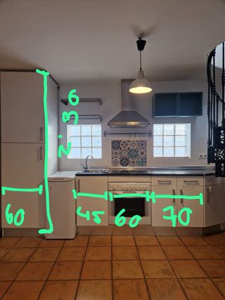 Cocina blanca completa con horno y vitro aparte