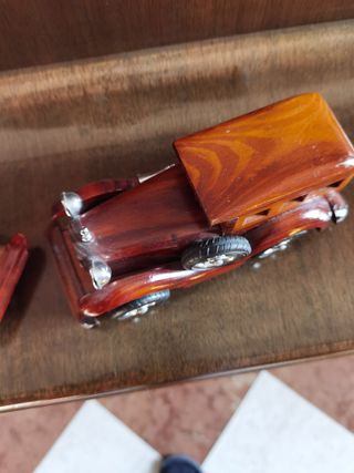 2 Macchinine d'epoca in legno