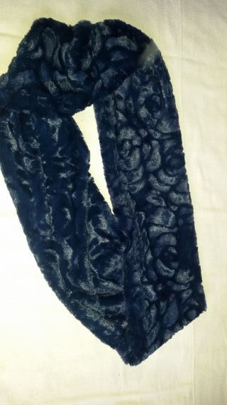 Bufanda de terciopelo azul
