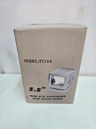 TV Portátil y Radio TV200