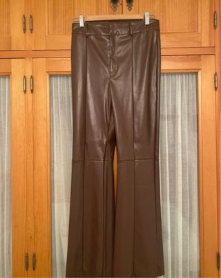 Pantalones de cuero marrones