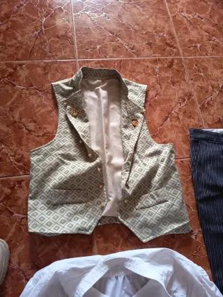 Traje fallero pantalón, camisa y chaleco Talla 34