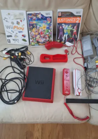 Consola Nintendo Wii Roja y Negra