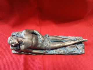 Cristo Yacente en filamento acabado bronce