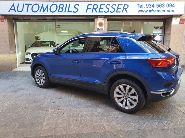 Volkswagen T-Roc 150CV DSG7 AUTOMÁTICO AÑO 2021