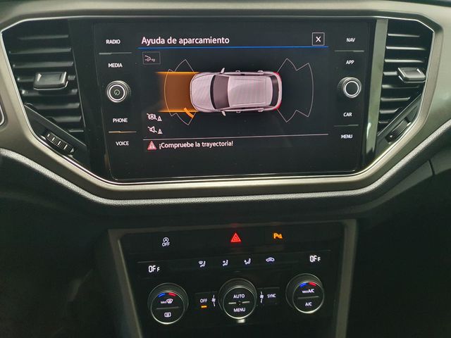 Volkswagen T-Roc 150CV DSG7 AUTOMÁTICO AÑO 2021