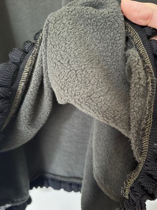 Abito felpa con ricami floreali