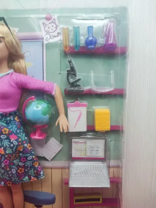 Barbie Puedes Ser Lo Que Quieras Profesora