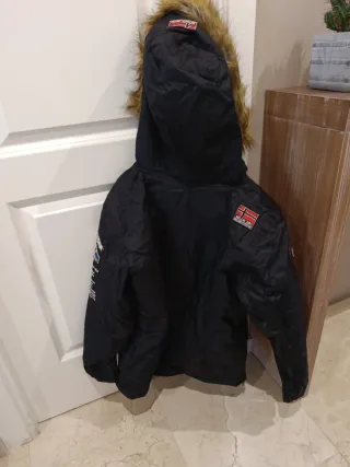 Abrigo Geographical Norway Negro