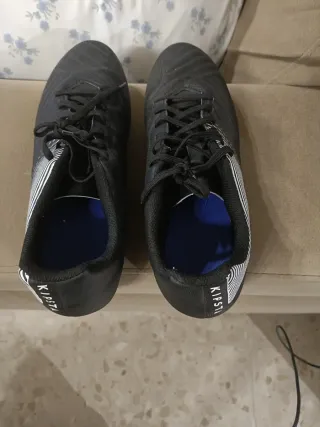 Botas de fútbol Talla 42 - 3 usos