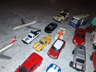 Lote coches miniatura varias épocas