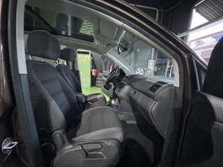 VOLKSWAGEN Touran 2.0 TDI Sport  2012