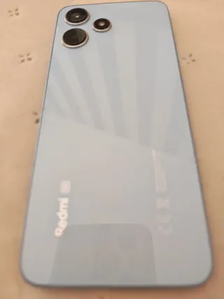 Xiaomi Redmi 12 5G 128GB. Molto nuovo.