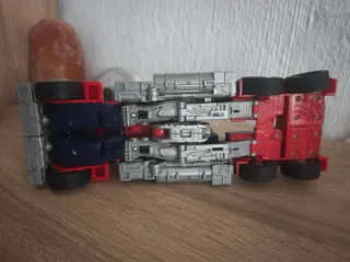 Camión Optimus Prime Transformers