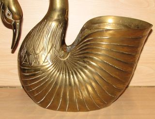 Centro mesa jarrón jardinera cisne dorado años 50