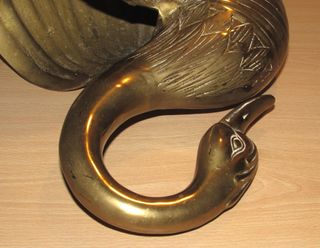 Centro mesa jarrón jardinera cisne dorado años 50