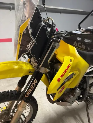 Suzuki DR-Z 400cc Enduro 2001