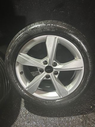 Llantas Audi A4 B9 R17 Runflat 30%