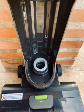 Aspiradora Eureka Rapidwash New400.