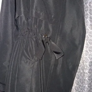 Gabardina negra larga