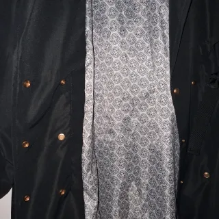 Gabardina negra larga