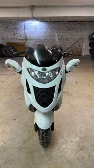 Kymco Grand Dink 125cc Maxiscooter