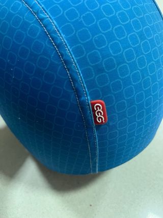 Casco de esquí junior azul con corona Marca Egg