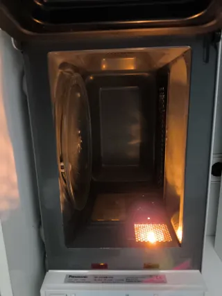 Microondas Panasonic Blanco