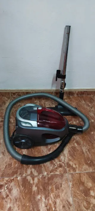 Aspirador multiusos con tubo