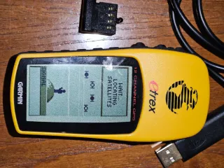 GPS Garmin Etrex 10 + cable para PC