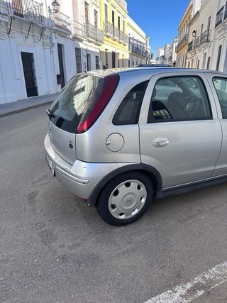 Opel Corsa 2004
