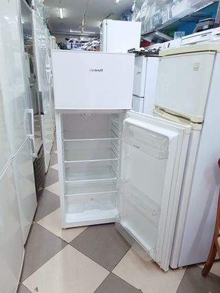 Lavadora Saivod 6kg + Nevera Brandt 160cm