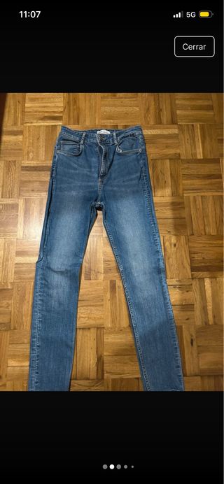Pantalón vaquero Zara azul