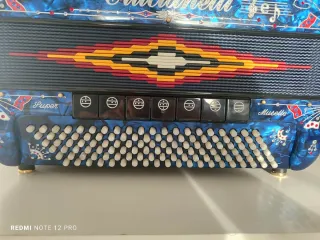 Acordeón Crucianelli Azul Decorado