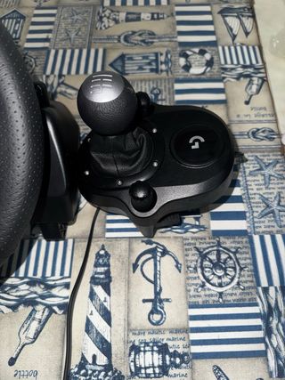 Logitech G29 + Pedales + Palanca de Cambios