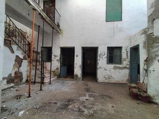 Casa adosada en venta en Montoro