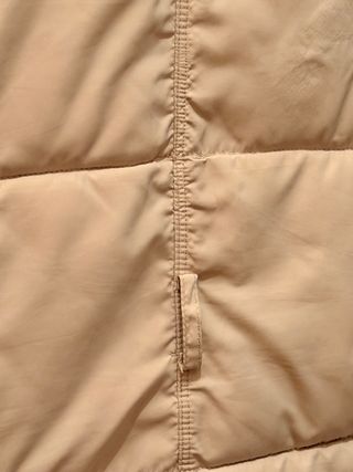 Chaleco acolchado beige