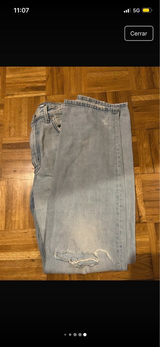 Pantalón vaquero Zara azul claro