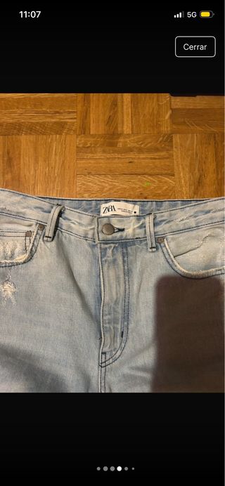 Pantalón vaquero Zara azul claro