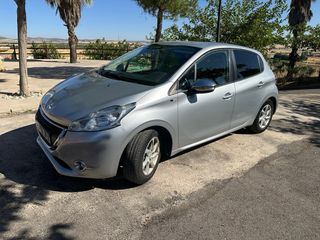 Peugeot 208 diesel 5 puertas 75cw 2015