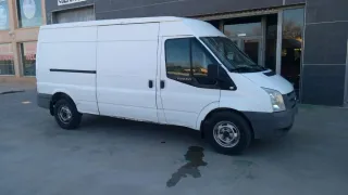 Ford Transit 2010