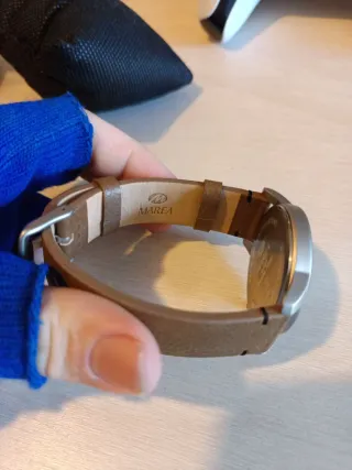 Reloj Marea Negro y Marrón