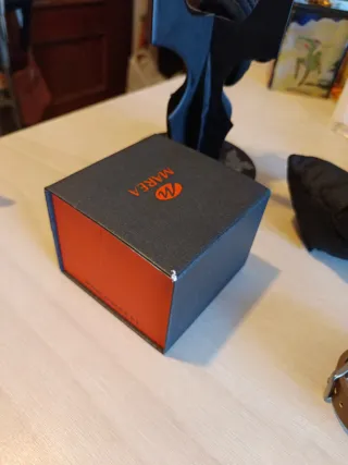 Reloj Marea Negro y Marrón