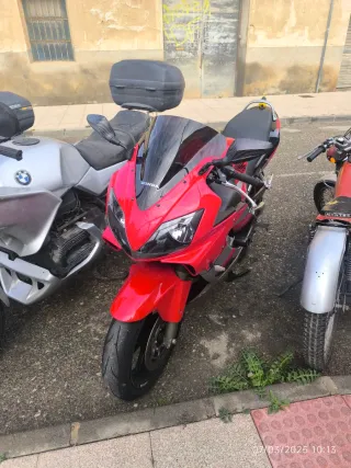 Honda CBR 600F4i 35.000km