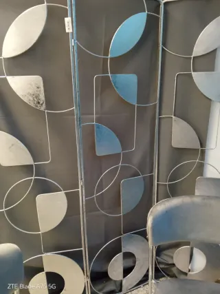 Biombo decorativo de metal