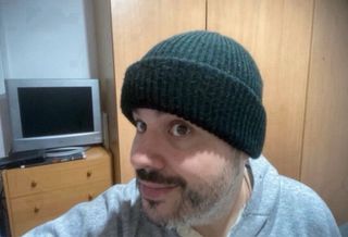 Gorro de invierno color negro