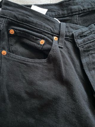 Pantalón Levis Negro Talla 38/40