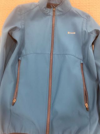 Chaqueta de trekking azul