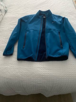 Chaqueta de trekking azul